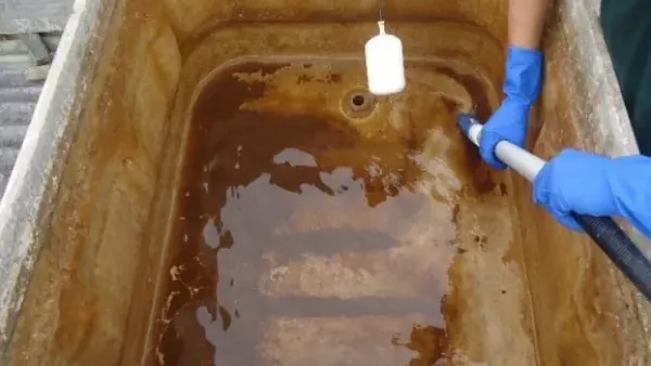 Limpeza de caixa d'água StopCupins